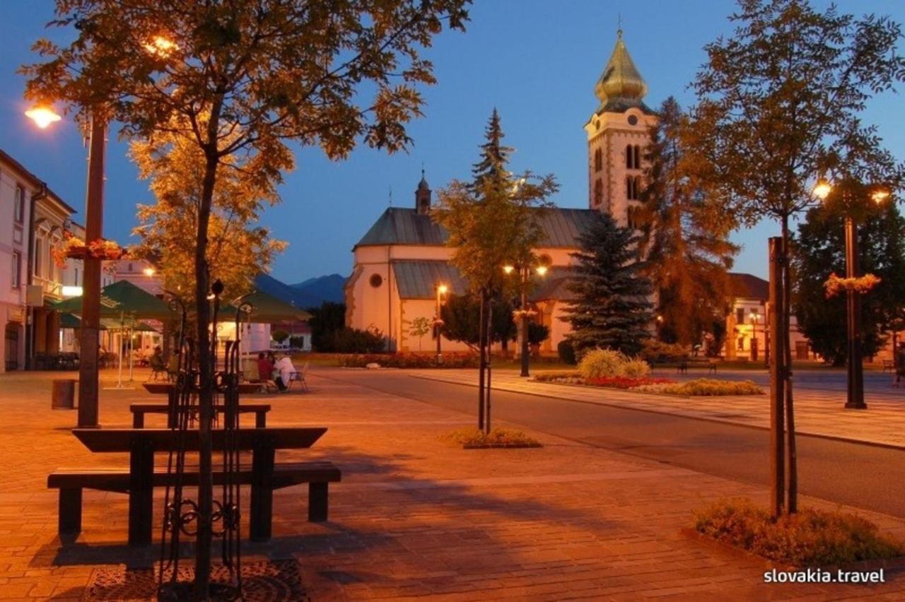 Turistická ubytovňa Liptovsky Mikulas Exterior foto